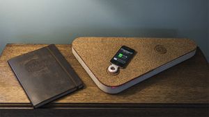 Бездротові індукційні зарядні пристрої cherrycharger та concretecharger для смартфонів