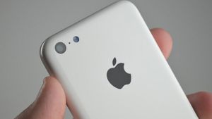 Бюджетний iPhone чи черговий сенсаційний жарт?
