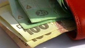 Стала відома середня зарплата українців