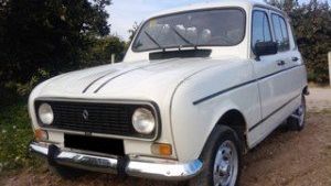 Папа Римский получил в подарок тридцатилетний Renault