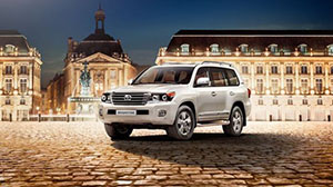 З'явилася спецверсія автомобіля Land Cruiser 200 Brownstone