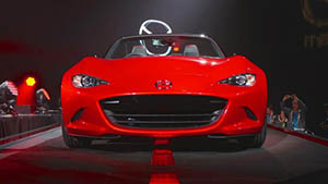 Автомобіль Mazda miata MX-5 отримає деталі з нового біопластику