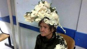 Монтажная пена на волосах