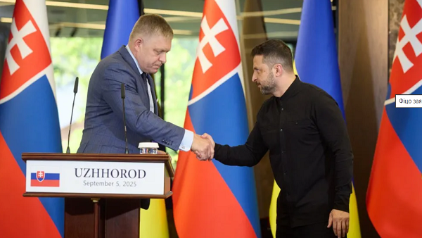 Фіцо повідомив, що Володимир Зеленський не зацікавлений у транзиті нафти через Україну