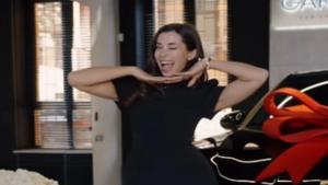 Анна Неплях продемонстрировала новый роскошный автомобиль