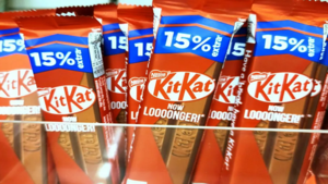 У Європі викрали вантажівку з 12 тоннами батончиків KitKat.