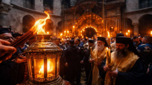 Благодатный огонь сошел в Иерусалиме