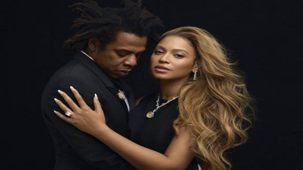 Бейонсе и Jay-Z покупают замок XVI столетия.