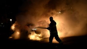 Безлади в передмісті Швеції тривають четвертий день